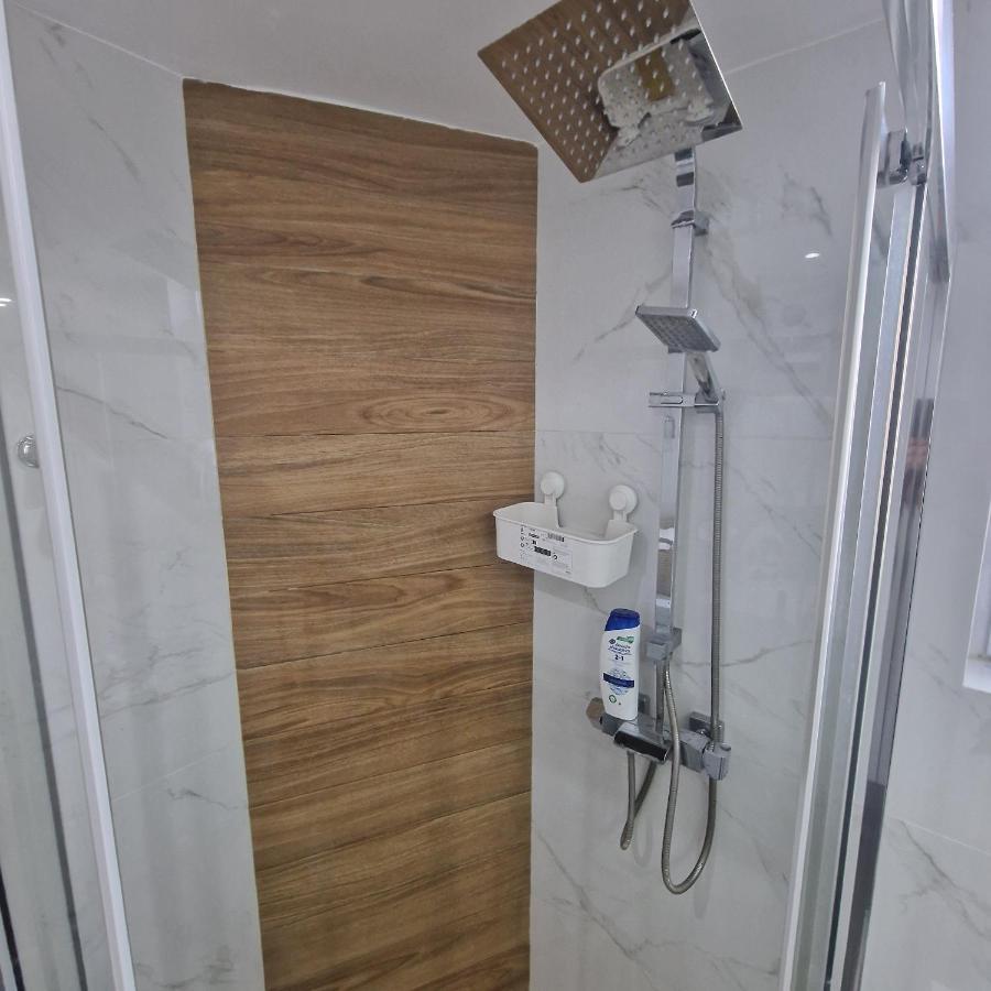 Luxury Apartment Kato Patissia 雅典 外观 照片